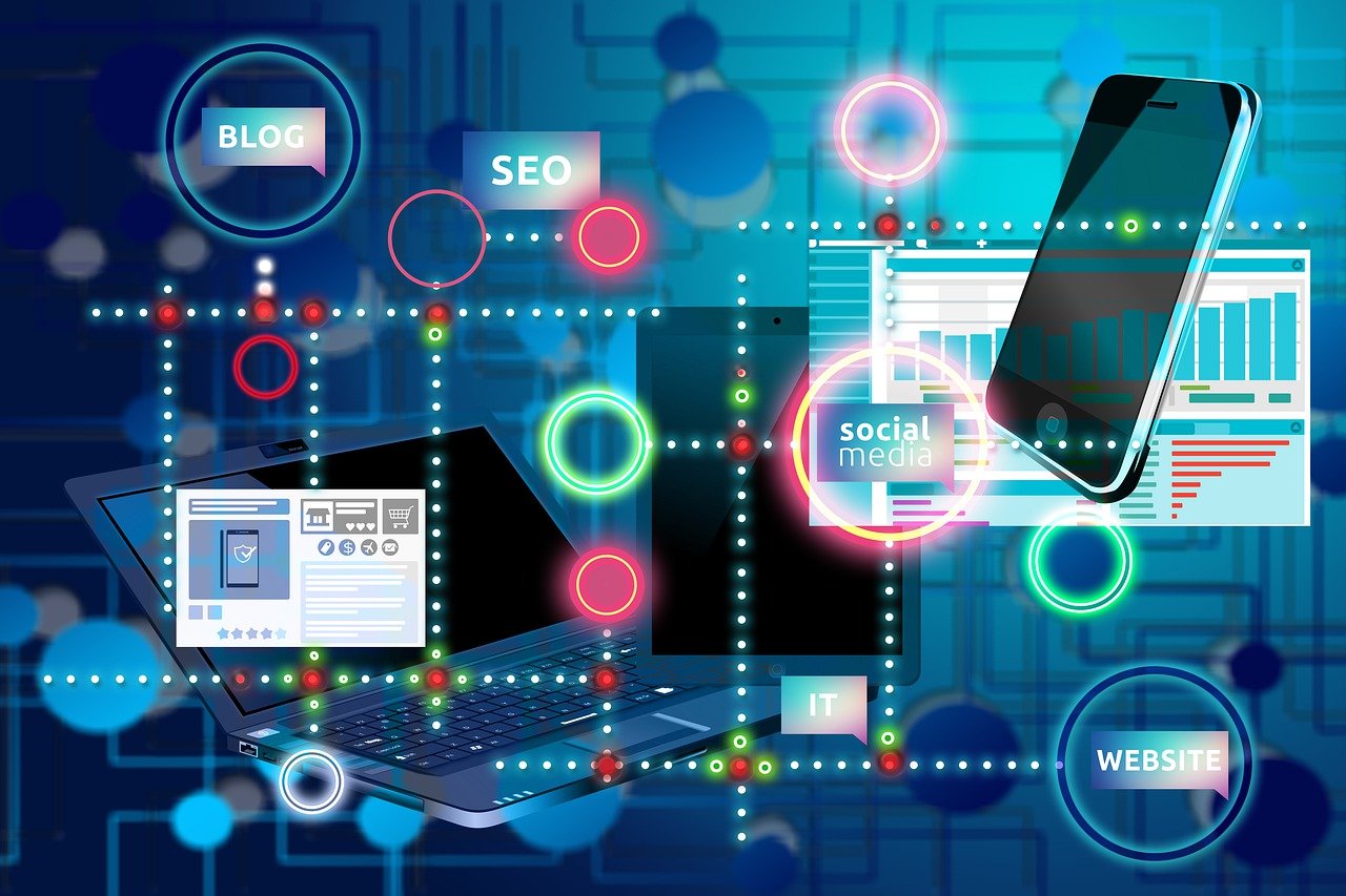 Mobile Endgeräte und Big Data: Social-Media-Manager ist aus der heutigen Unternehmenskommunikation nicht wegzudenken. Im Beitrag geht es um die Weiterbildung zum Social-Media-Manager (IHK) per Bildungsgutschein