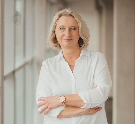 Gehaltsexpertin Karin Schwaer Portrait von Karin Schwaer