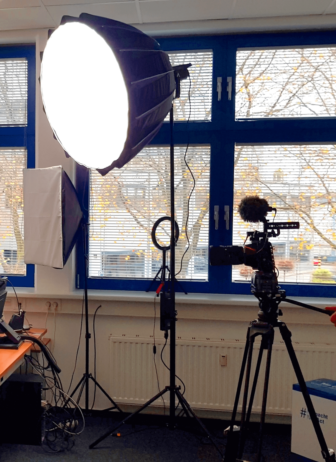Video-Equipment Belichtungsschirm und Kamera für Videodreh